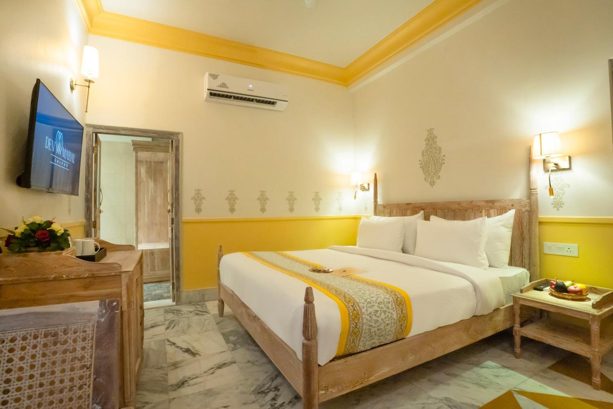 Dev Mahal - A Boutique Heritage Hotel Jaipur Luaran gambar