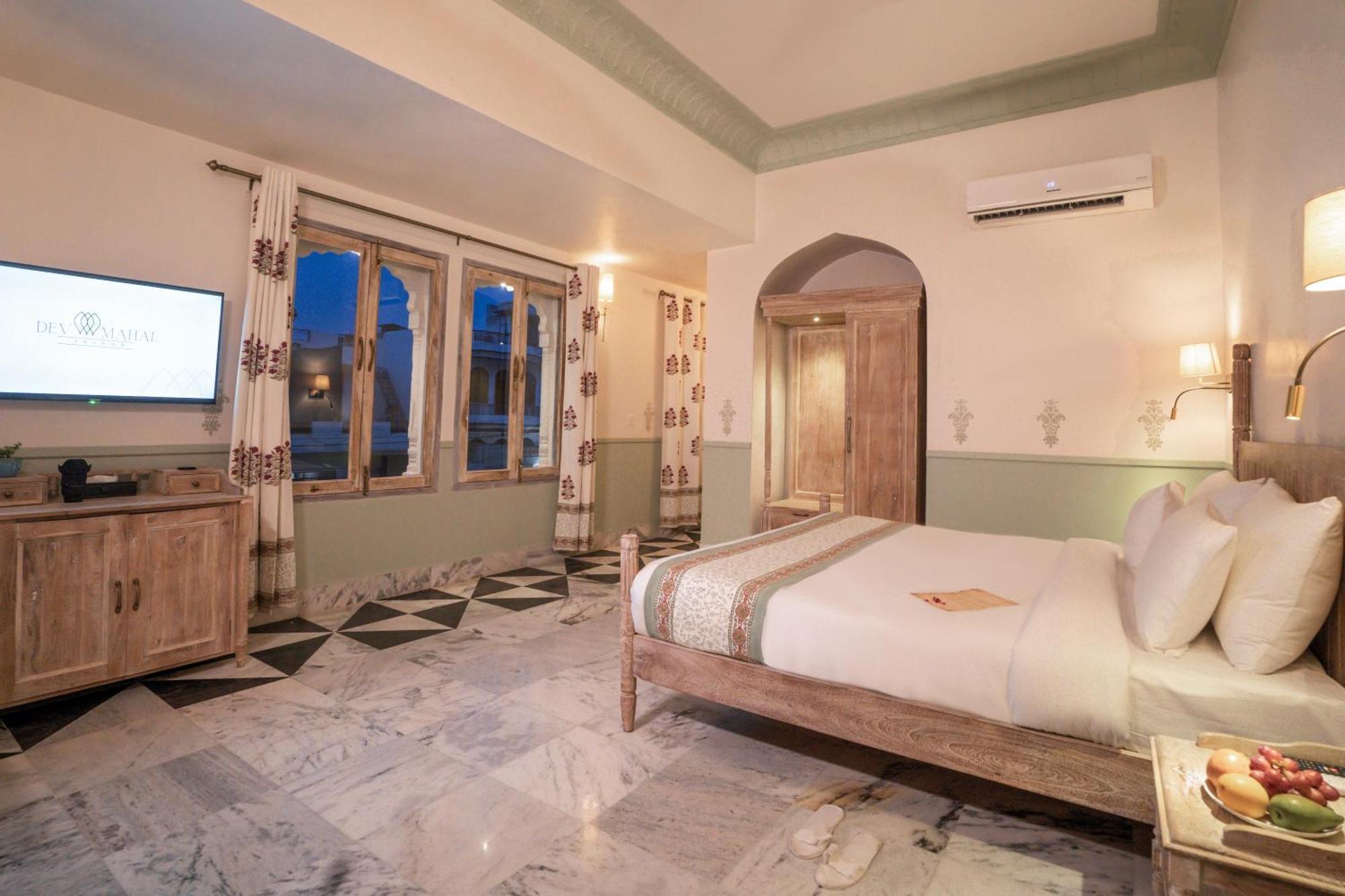 Dev Mahal - A Boutique Heritage Hotel Jaipur Luaran gambar