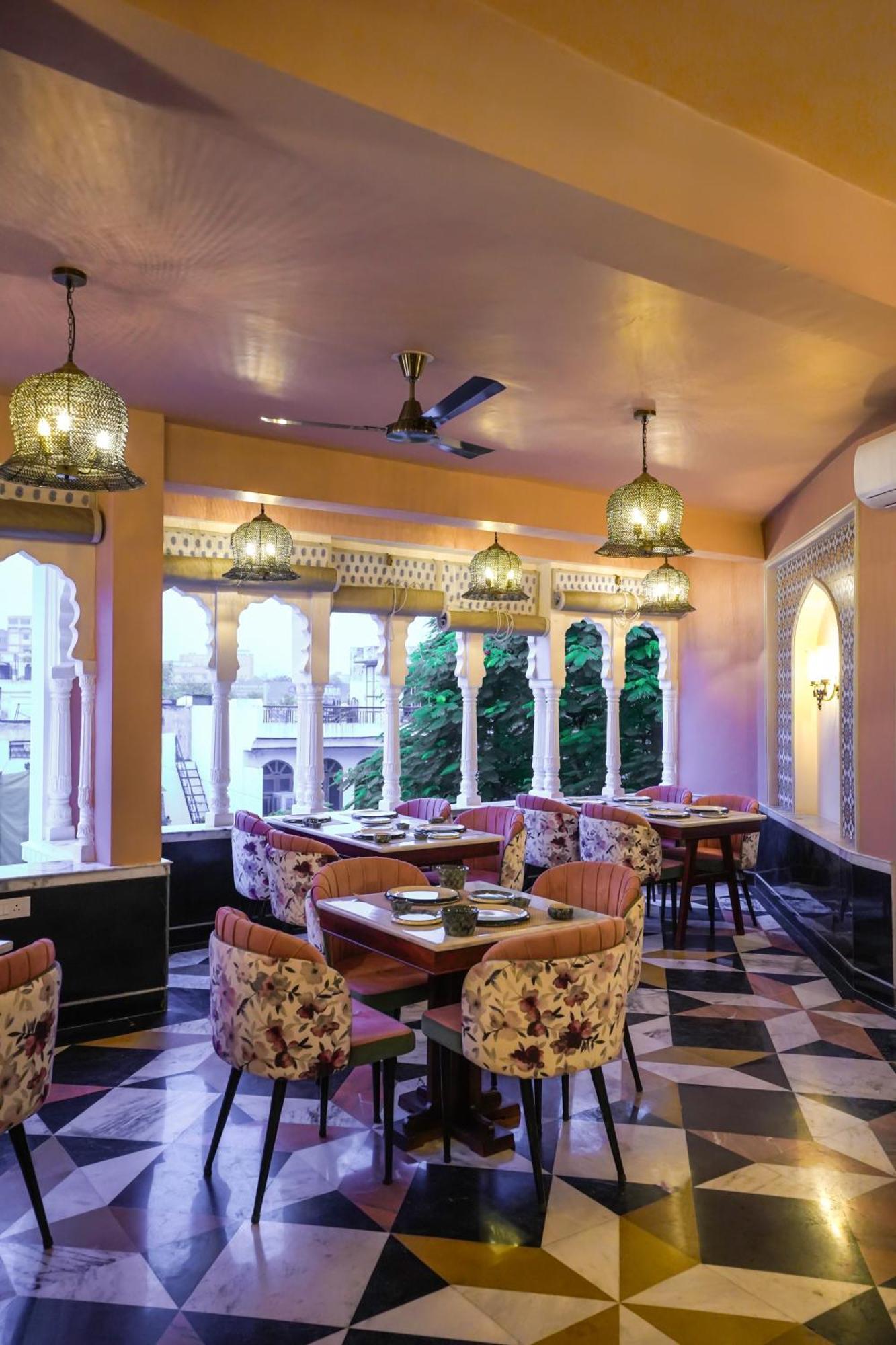 Dev Mahal - A Boutique Heritage Hotel Jaipur Luaran gambar