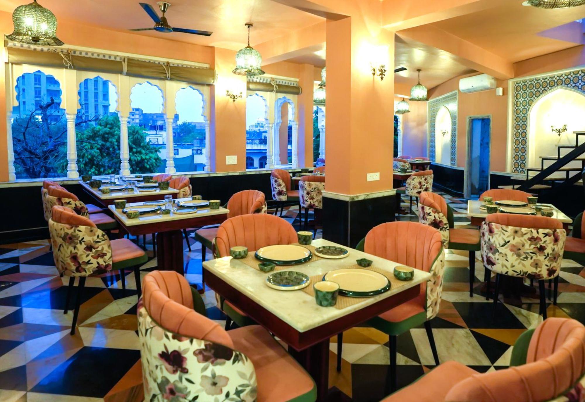 Dev Mahal - A Boutique Heritage Hotel Jaipur Luaran gambar