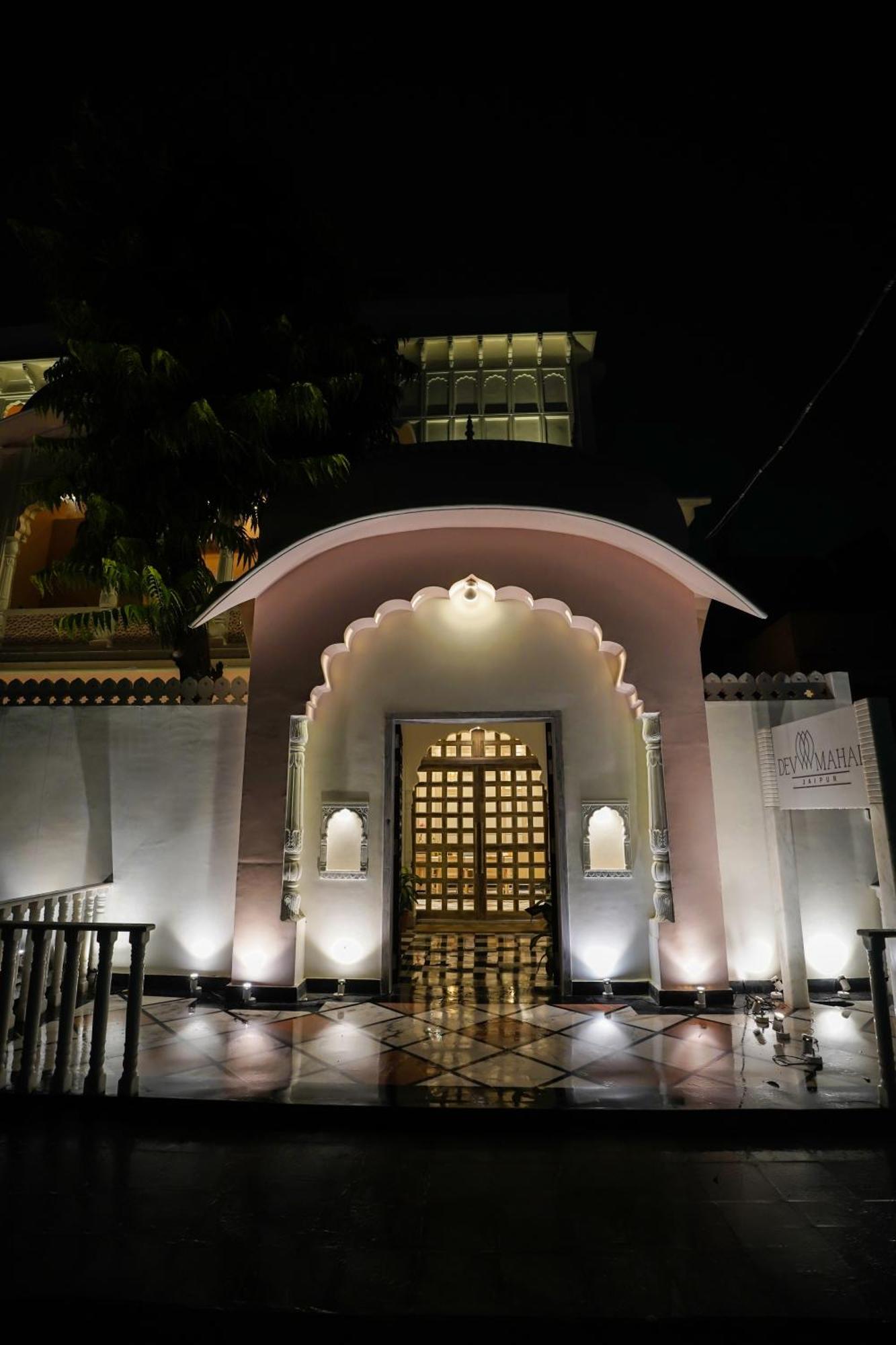 Dev Mahal - A Boutique Heritage Hotel Jaipur Luaran gambar