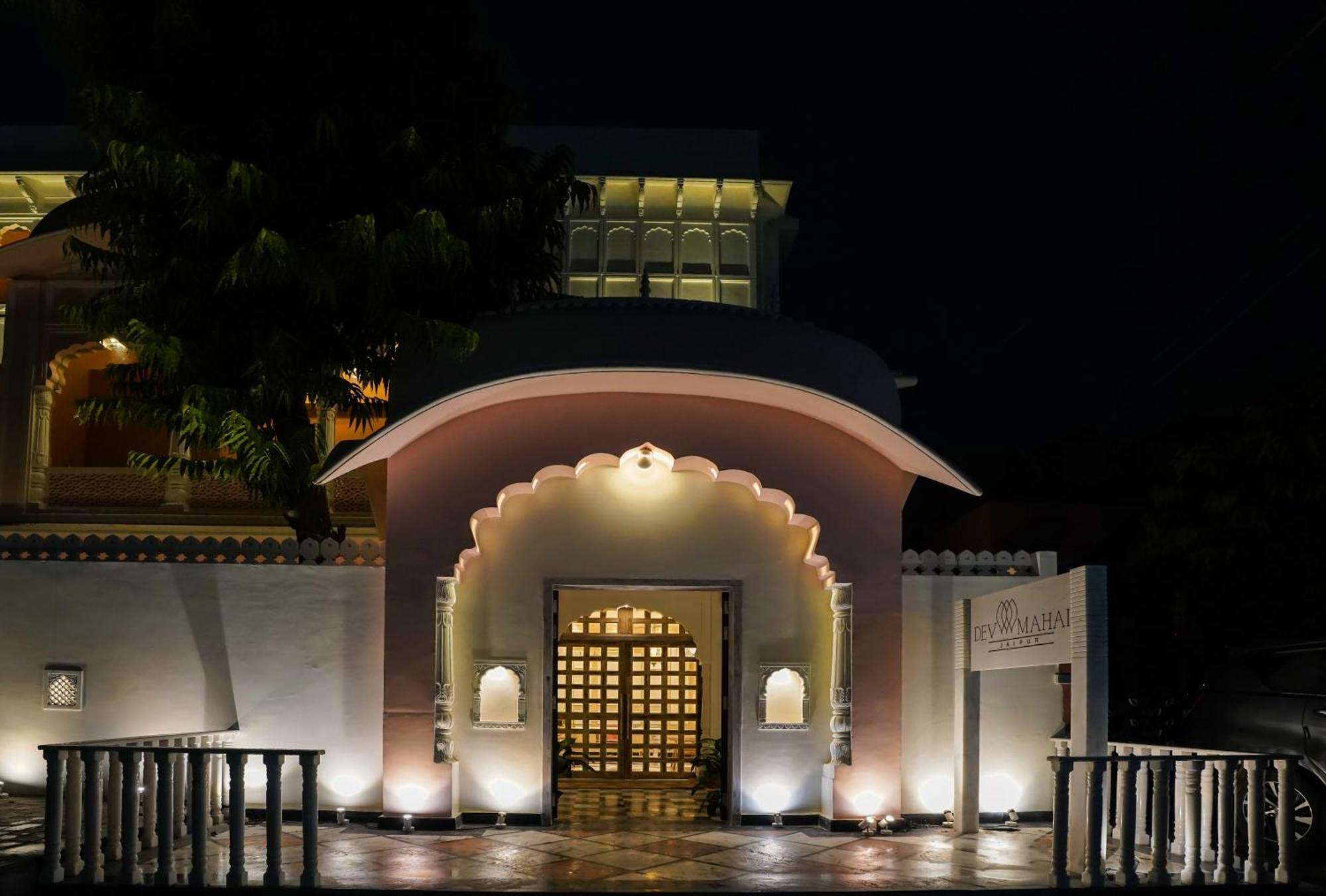 Dev Mahal - A Boutique Heritage Hotel Jaipur Luaran gambar